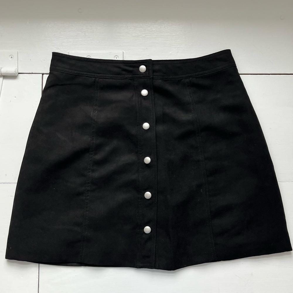 Cute, snap front, black suede mini shirt, size 8, worn once